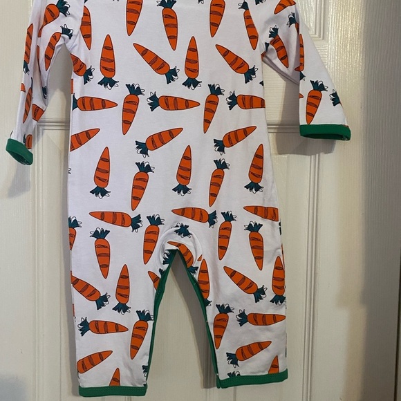 New Easter Carrot Romper - Picture 6 of 7